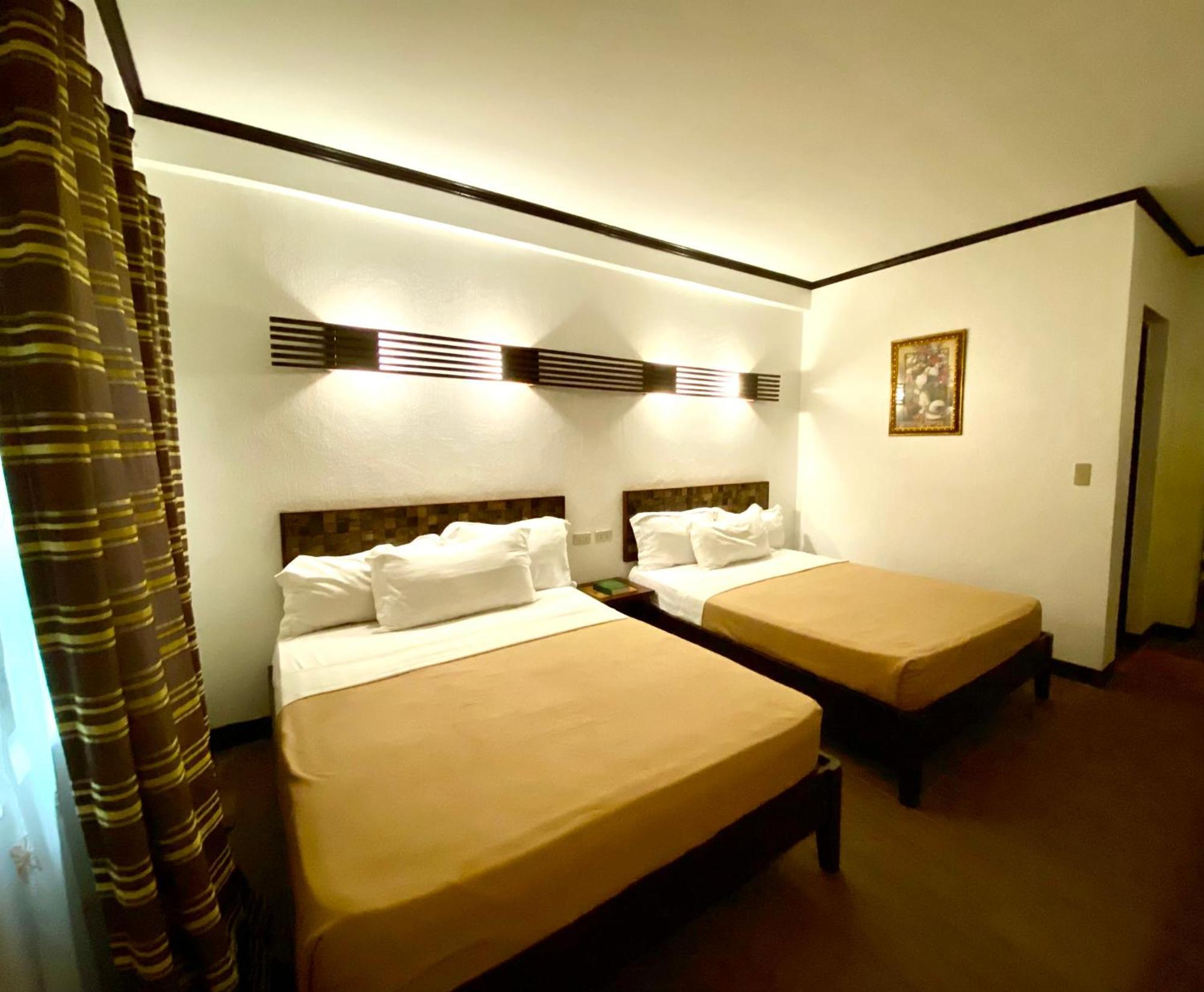 El Puerto Marina Beach Resort & Vacation Club Lingayen Exterior photo